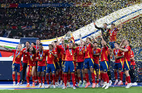 不容小觑的 不容小觑的